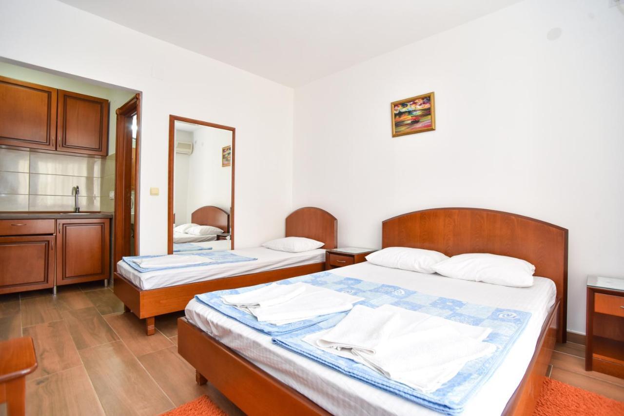 Vila Idila Budva Exteriér fotografie